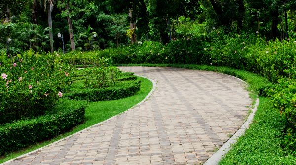 Cost of Paver Walkway Repair in Oxnard